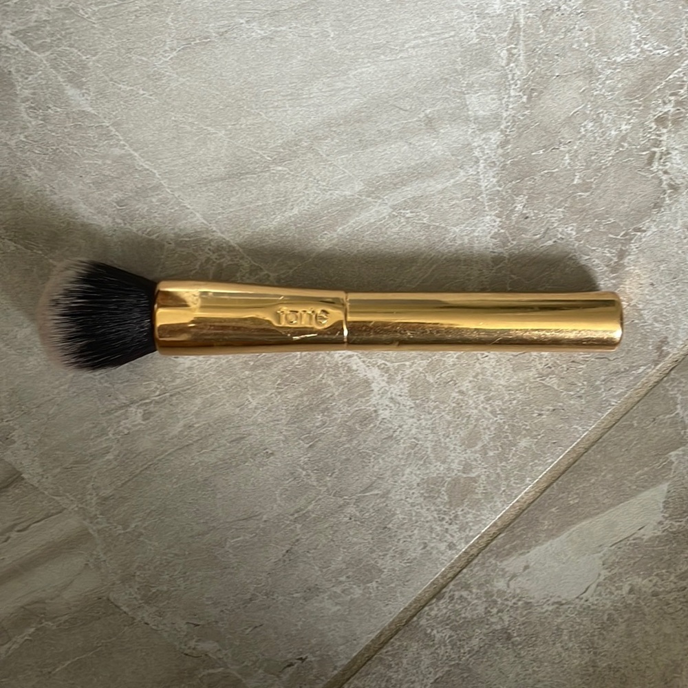 Tarte Cosmetic Brush